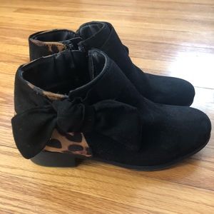 Girls Nine West booties